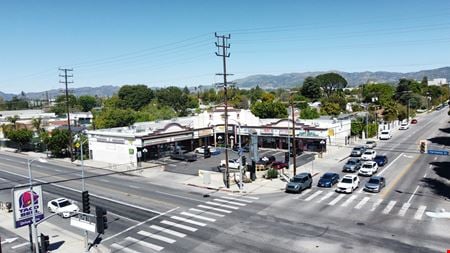 Preview of Retail space for Rent at 8707 Lindley Ave