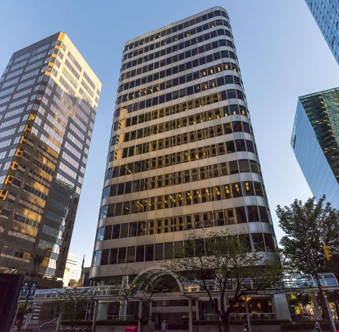 1090 W Georgia