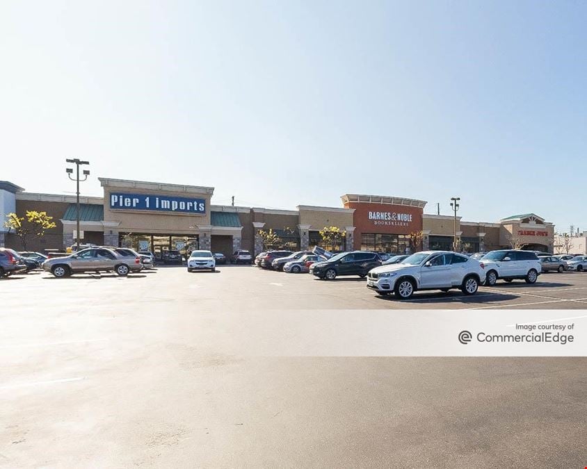 Manhattan Gateway Shopping Center