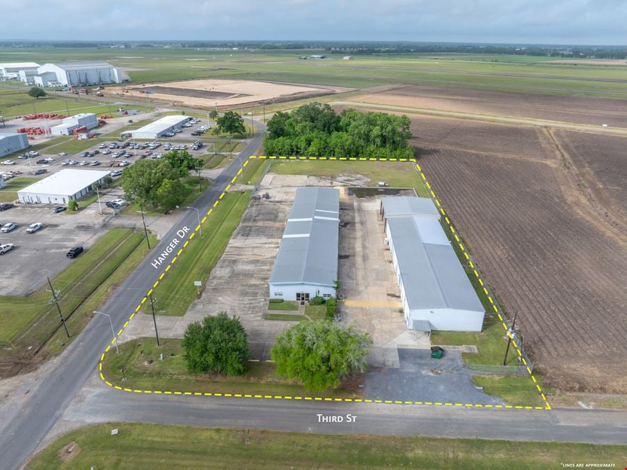 Warehouse near Acadiana Regional Airport