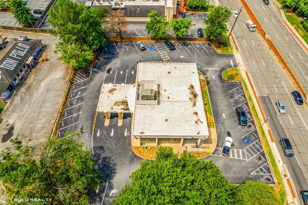 ±3,900 SF Freestanding Building with Drive-Thru