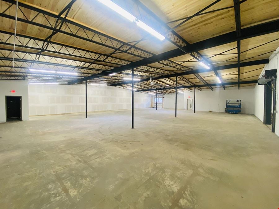Flex Space for Lease in Old Fort