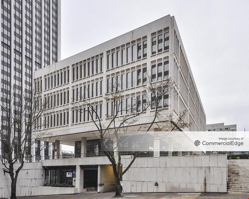 Unitus Plaza