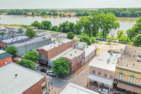 Preview of commercial space at 300 N Main Street