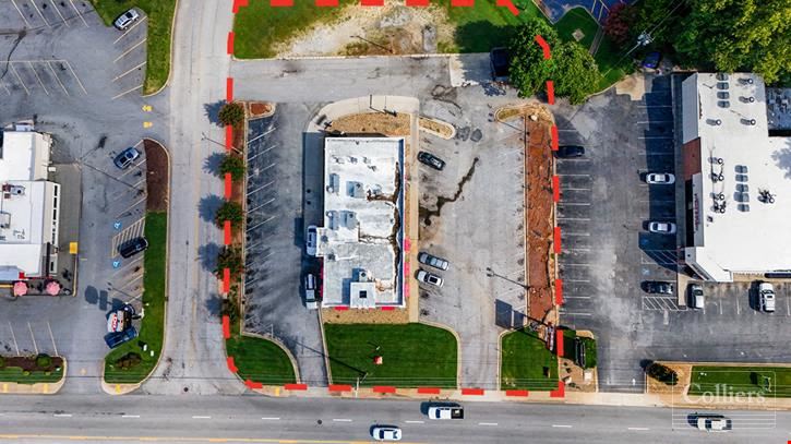 ±4,300-SF Freestanding Restaurant Building on ±1.07 Acres