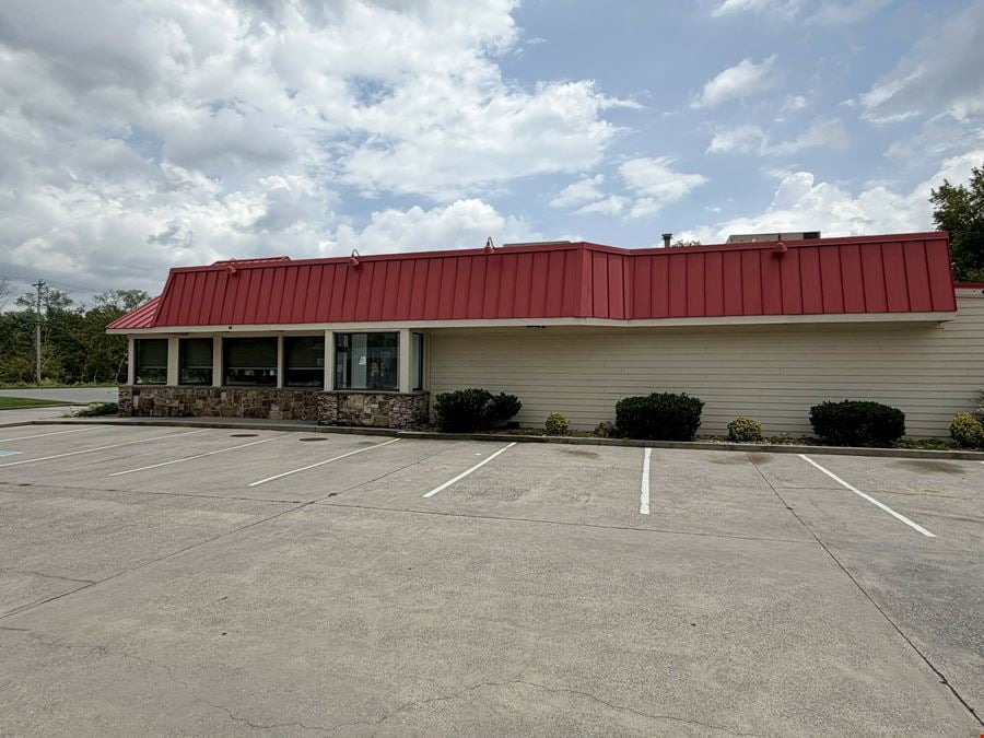 523 Louisville Road