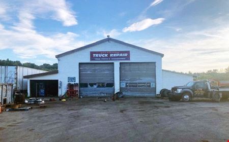 Preview of Industrial space for Rent at 252 Riverside Dr