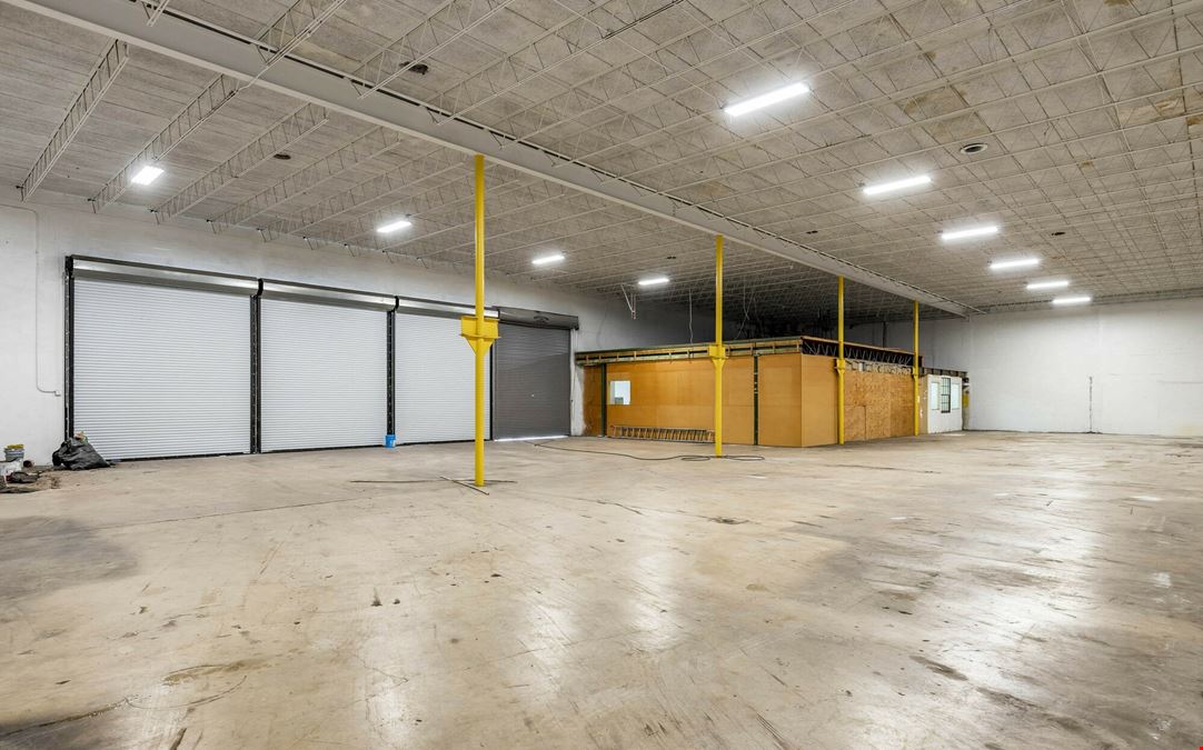 Twin Lakes Commerce Center