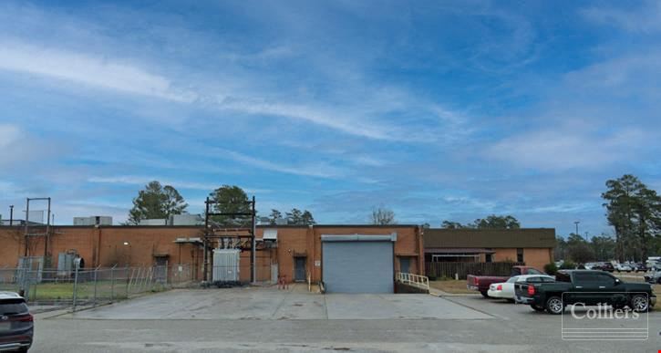 FOR SALE: ± 231,478 SF Industrial Facility | ± 32 Acres