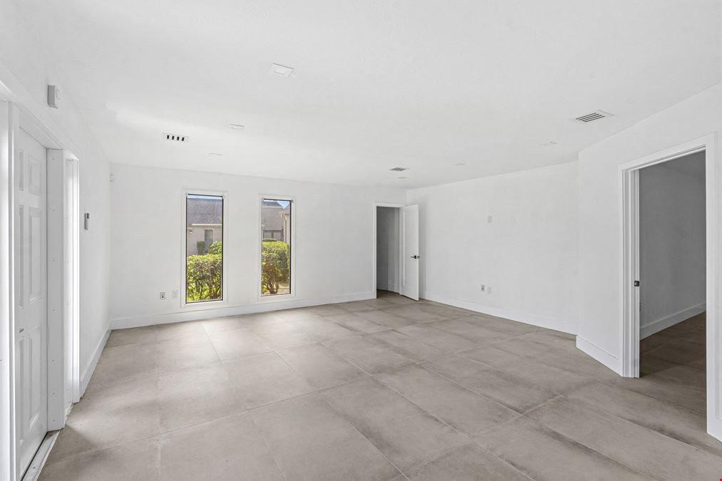 2878 South Osceola Avenue, Unit 5E