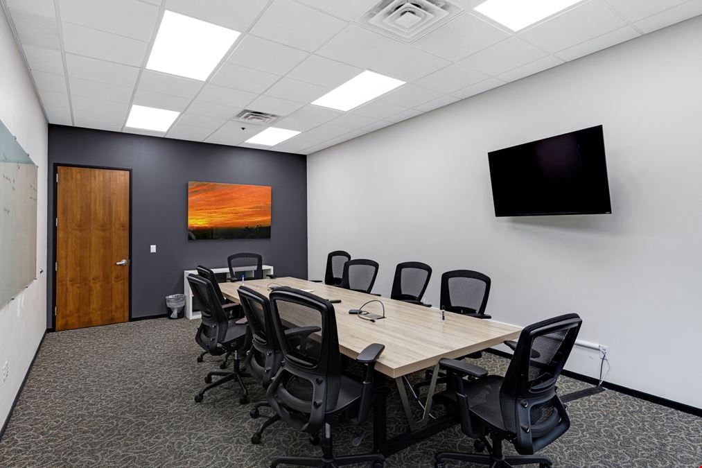 1305 W Auto Dr