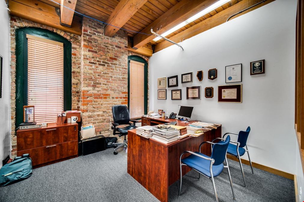 566 W Lake St, Suite 240, Chicago, IL 60661