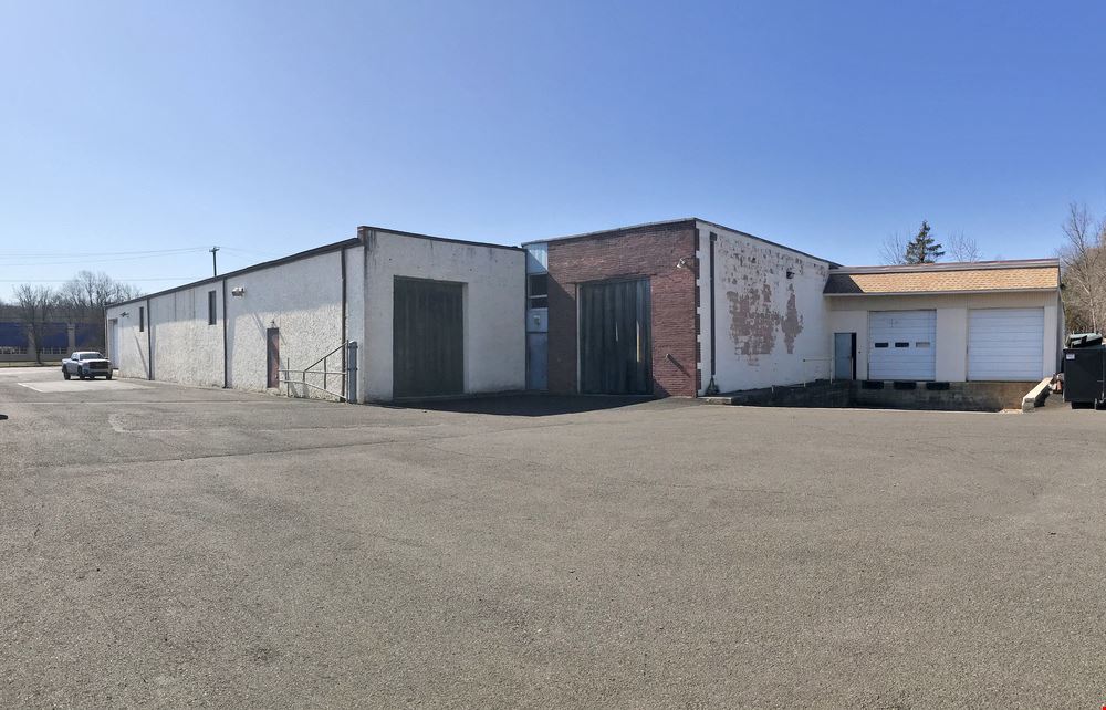 1085 Industrial Boulevard