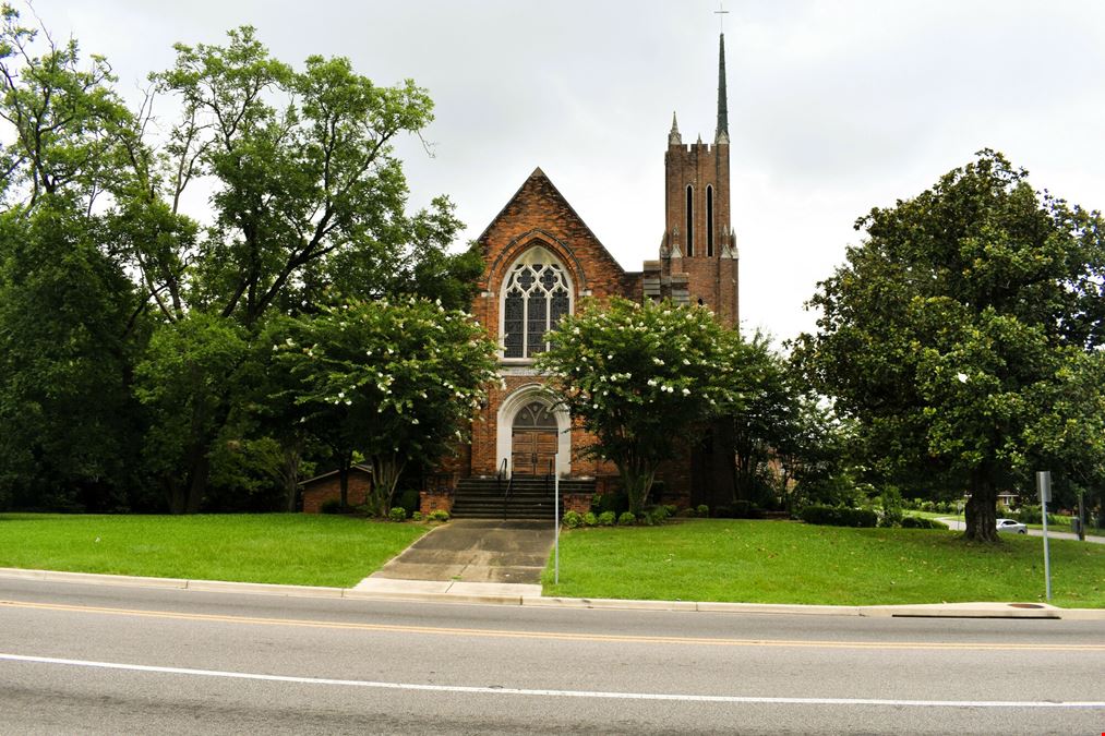 3481 S. Court St. - 33,124 SF Church & Education Facility