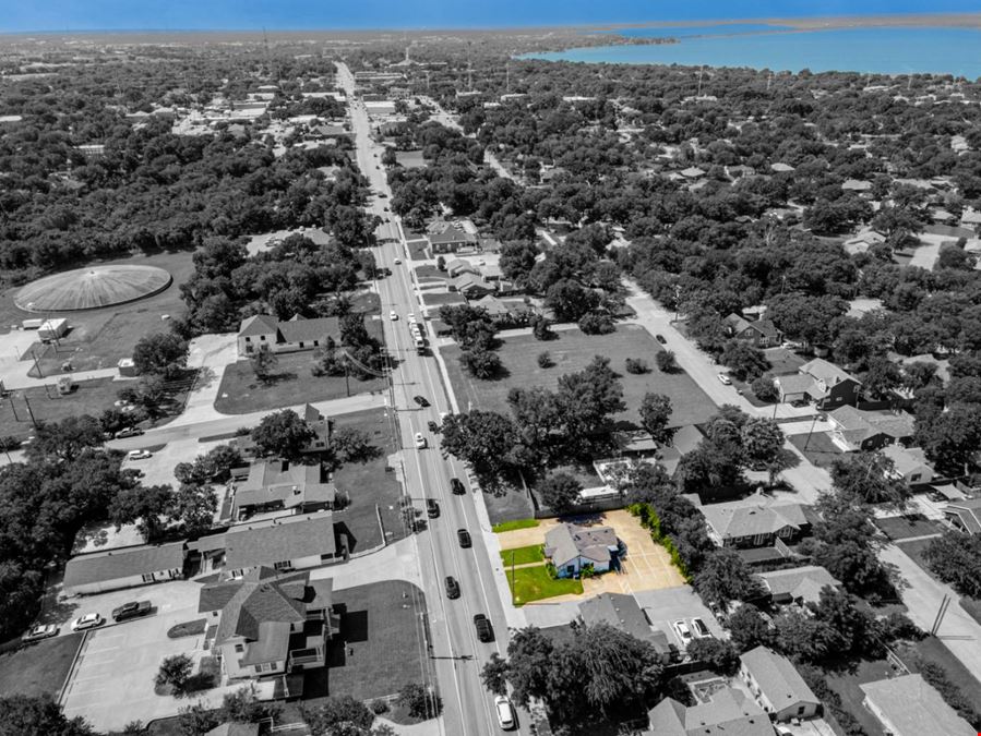 N Goliad Standalone Office/Retail/Boutique
