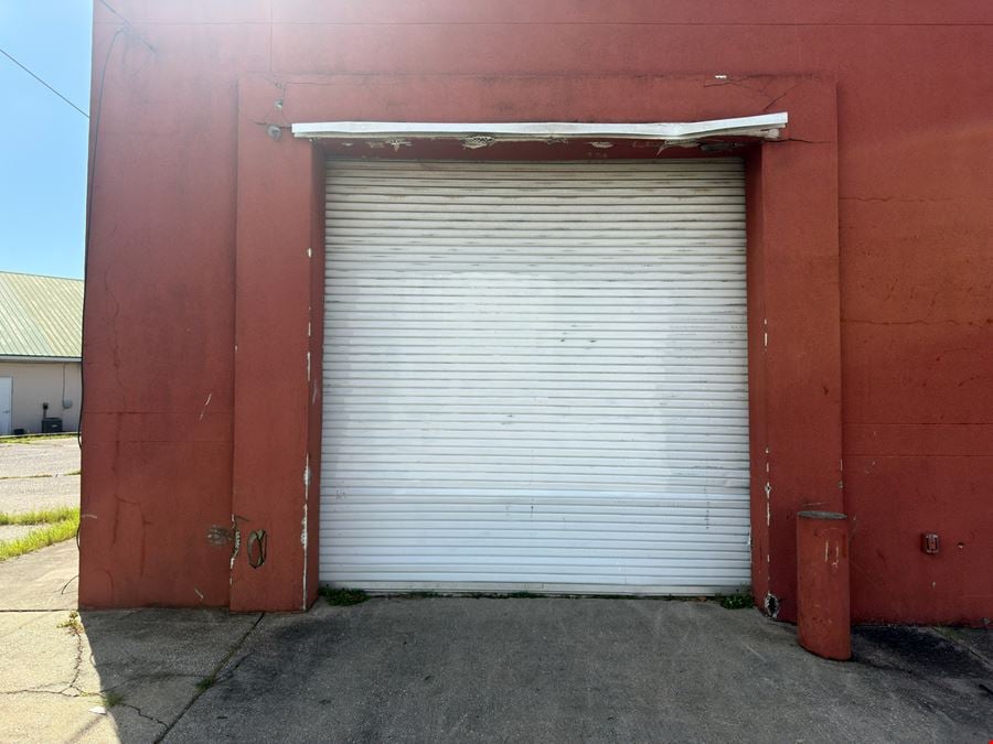 6,000 SF Industrial/Warehouse Space