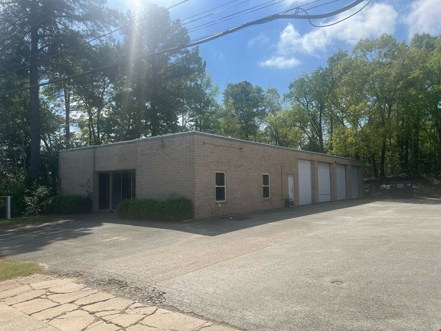 2811 & 2819 University Blvd.