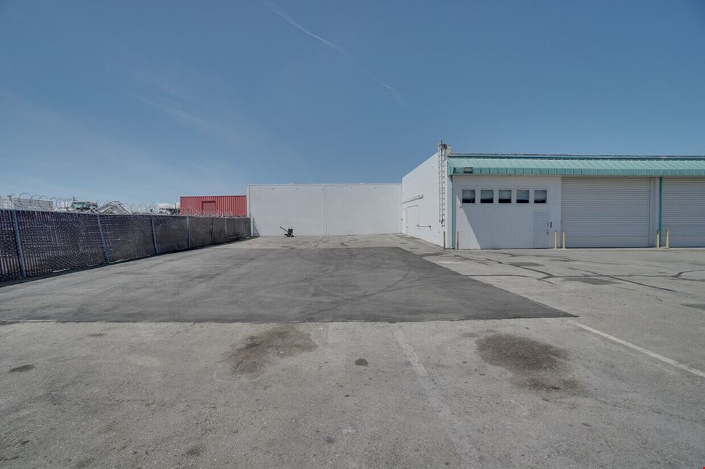 2196 American Ave