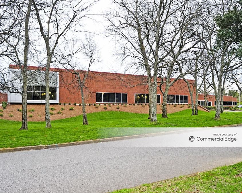 636 Grassmere Park