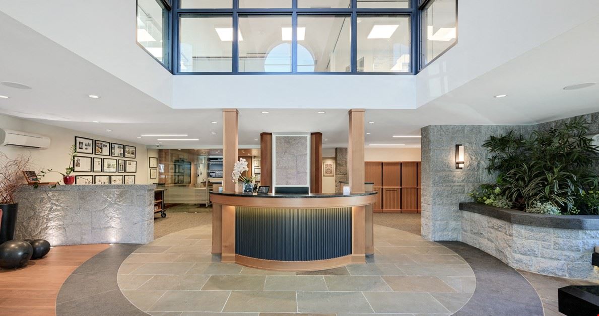 520 Ardersier Road For Lease