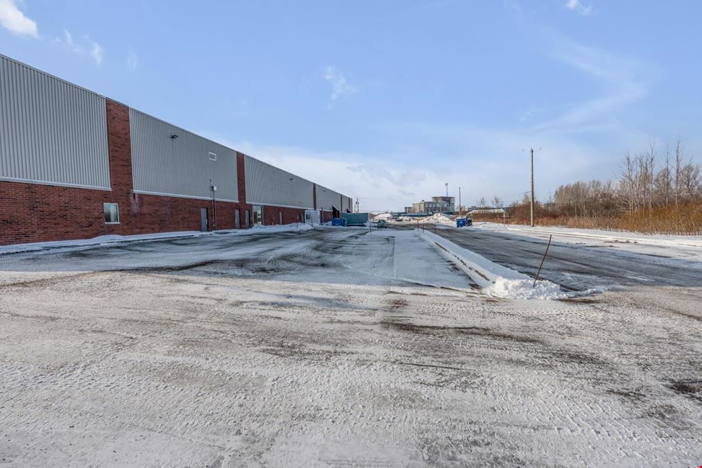 6125 Wilfrid-Carrier