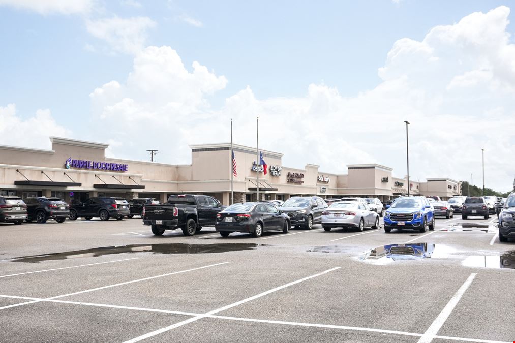 Town & Country Shopping Center