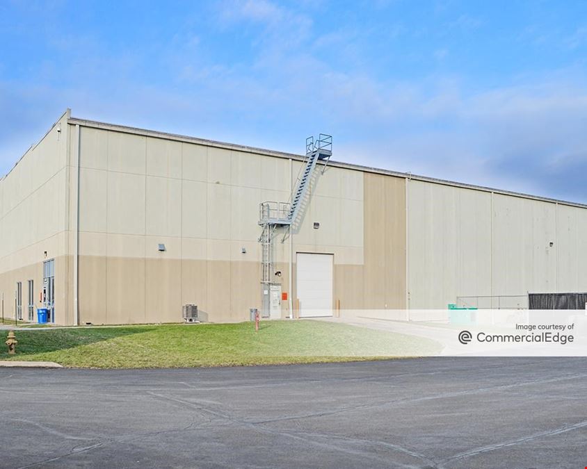 Turnpike Distribution Center