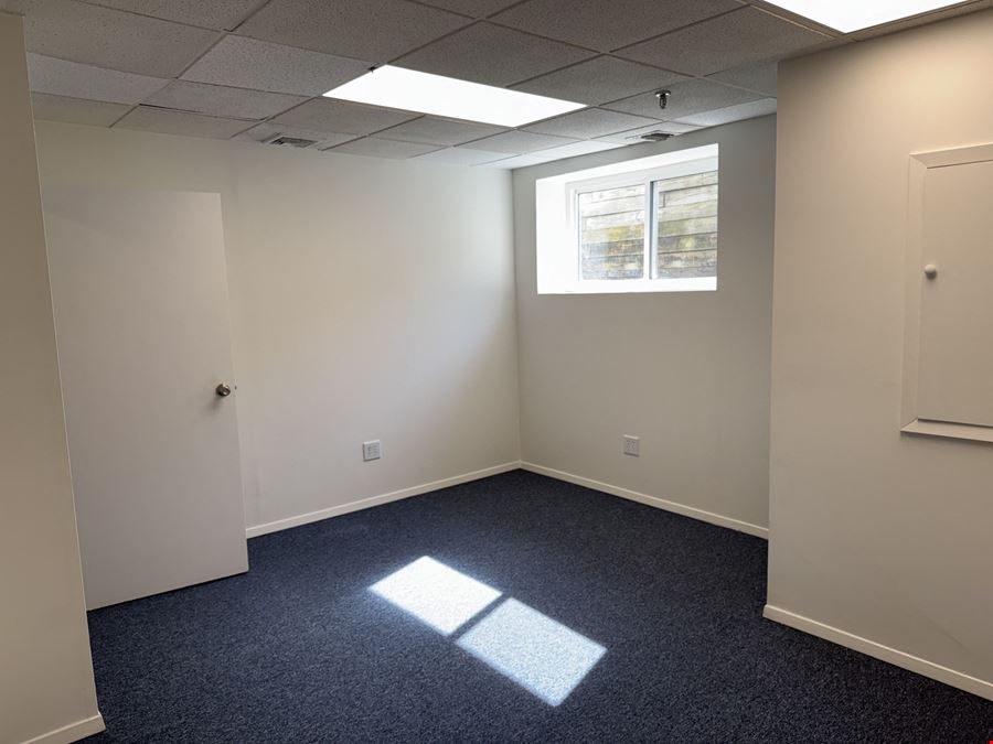 28 N. Country Road - Portview Building