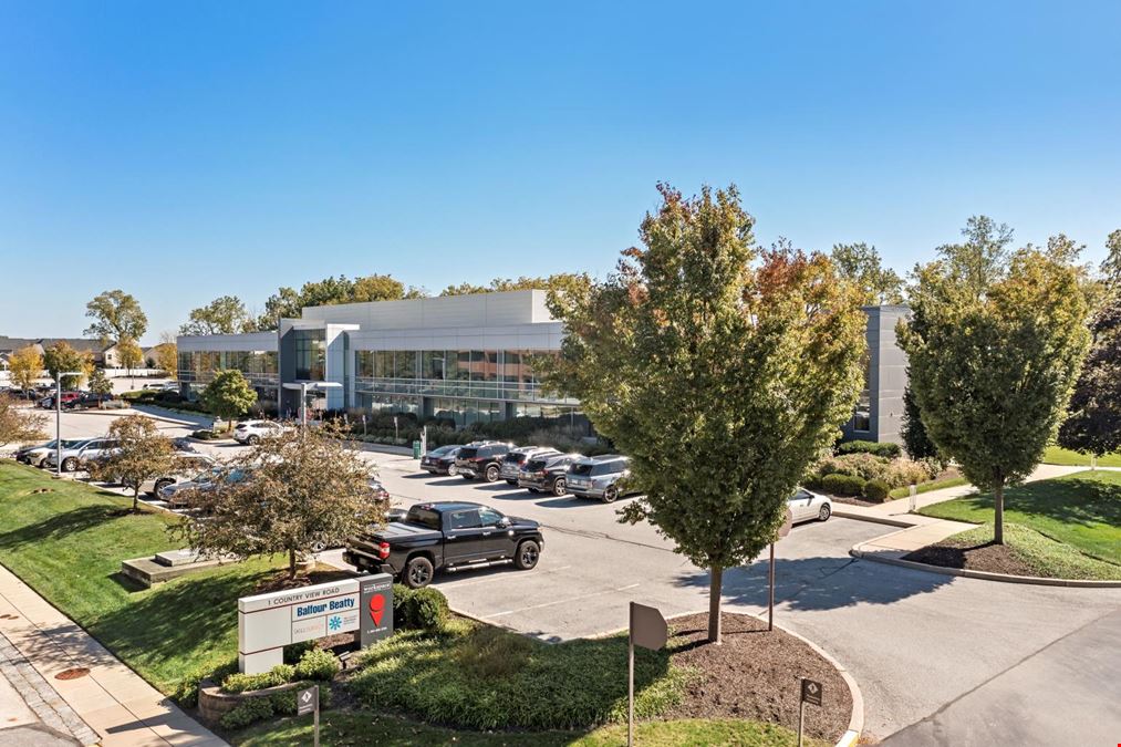 1 Country View Road