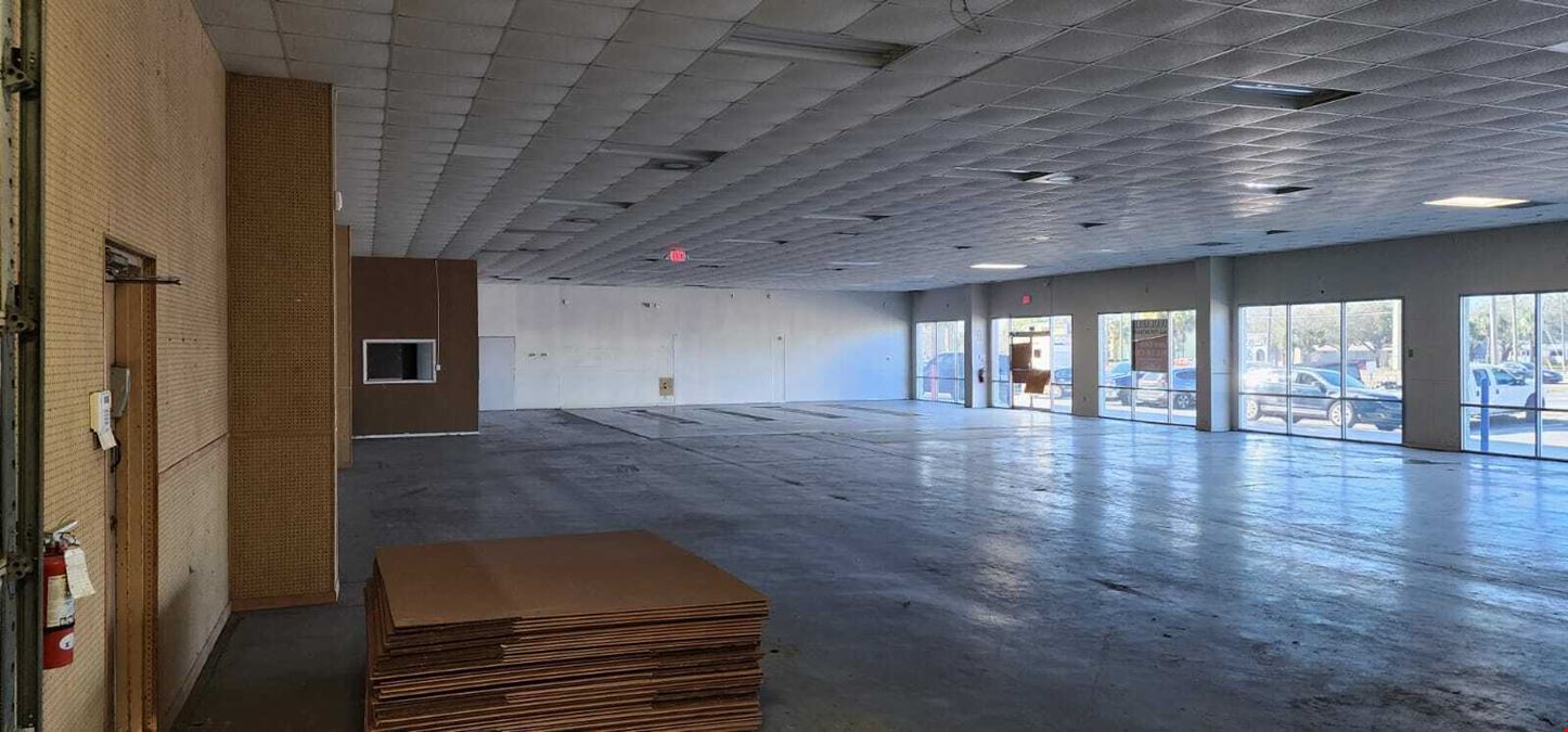 Ridge Rd Plaza up to 12,600sf