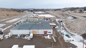 I-94 Visible Flex Space With Overhead Door
