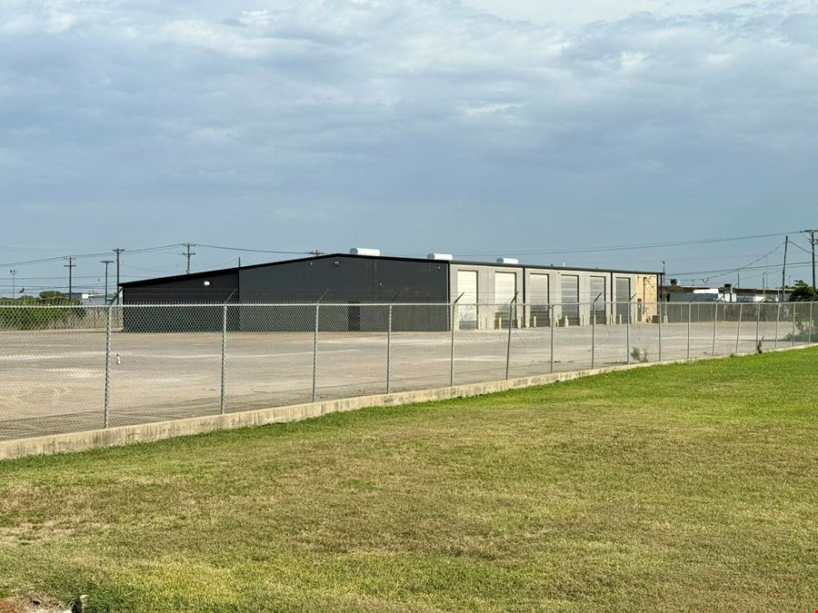 14,358 SF Grade-Level Industrial Bldg on Paved 2.20-Acre Fenced Lot
