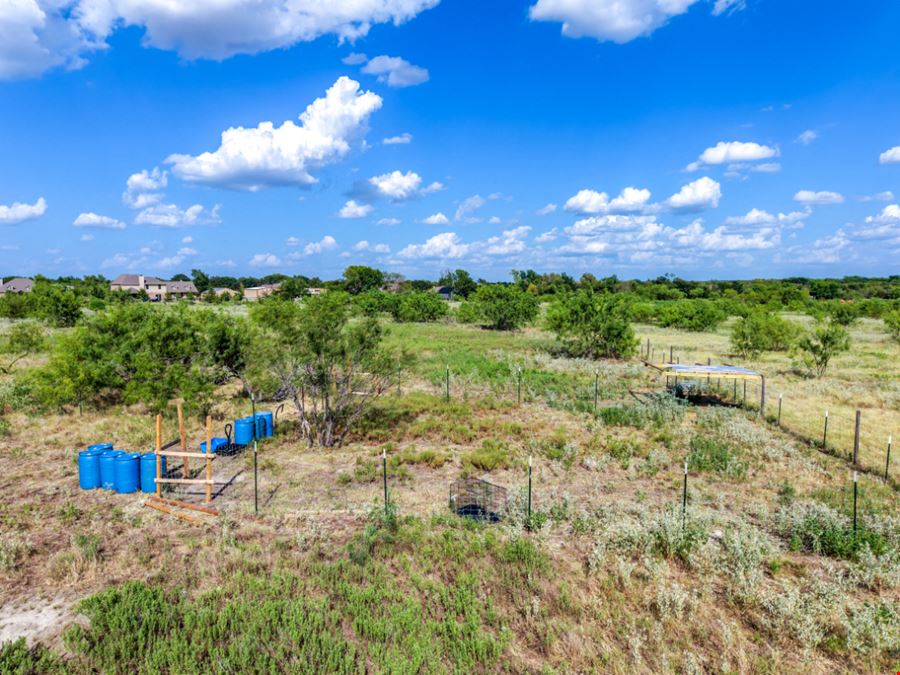 Land Multi-Family Development in Oak Ridge - 7348 N State Highway 34