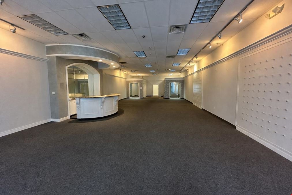 5841 - 5859 Transit Rd.  - 1,420+/- SF & 3,360+/- SF Retail Space