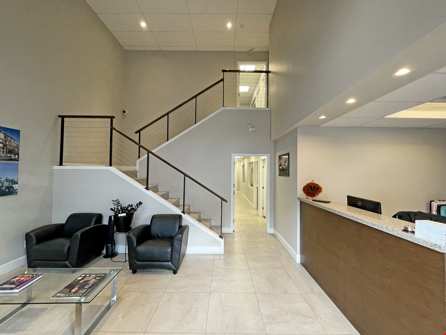 Unit 201-201 204 Cayer Street
