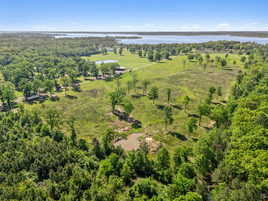 6670 North Lakeshore, Heathwood Estates