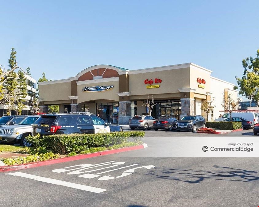 Manhattan Gateway Shopping Center
