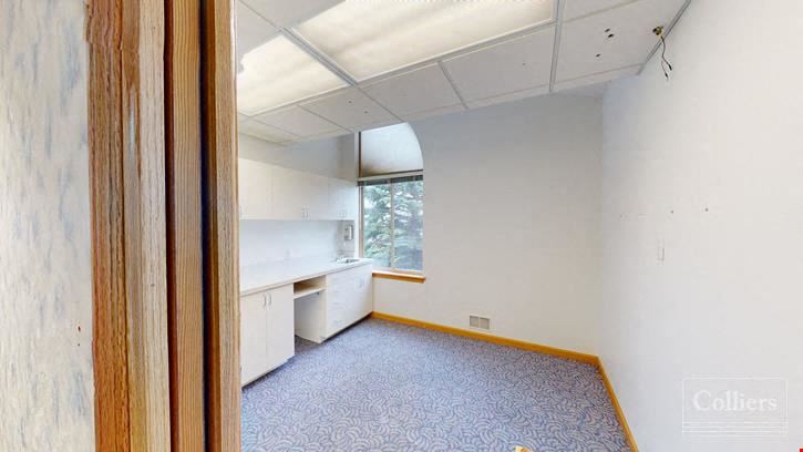 4,943 SF Medical Office Suite | 1503 Glastonbury Dr.