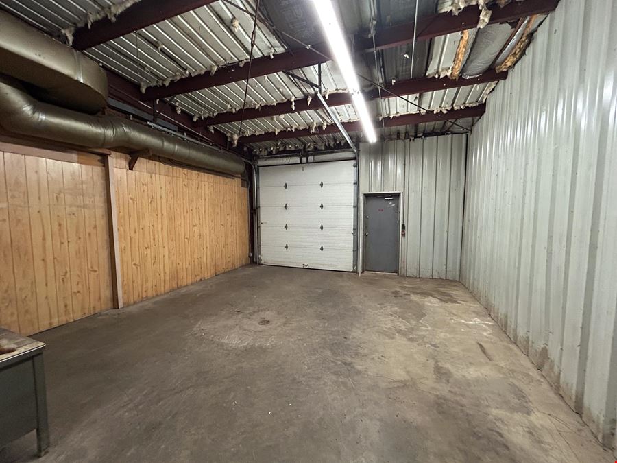 Warehouse with Showroom