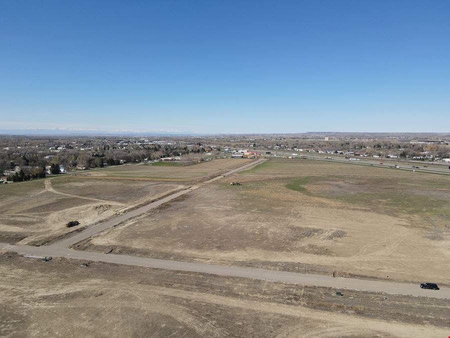 8522 S Frontage Rd