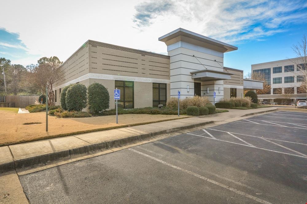 Former Bank/Office Building for Sublease