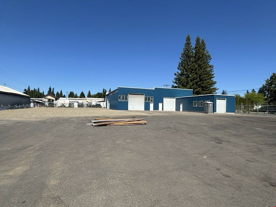 Warehouse & Office with Fenced Yard Space