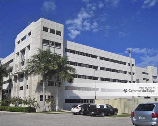 Preview of Office space for Rent at 20807 Biscayne Blvd