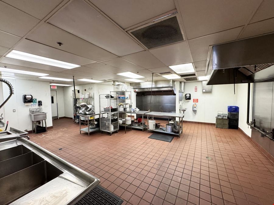 2nd Generation Café with Built-Out Kitchen