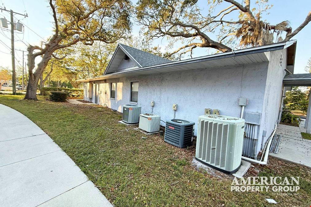 Stand Alone Medical/Office Near Manatee Memorial Hospital