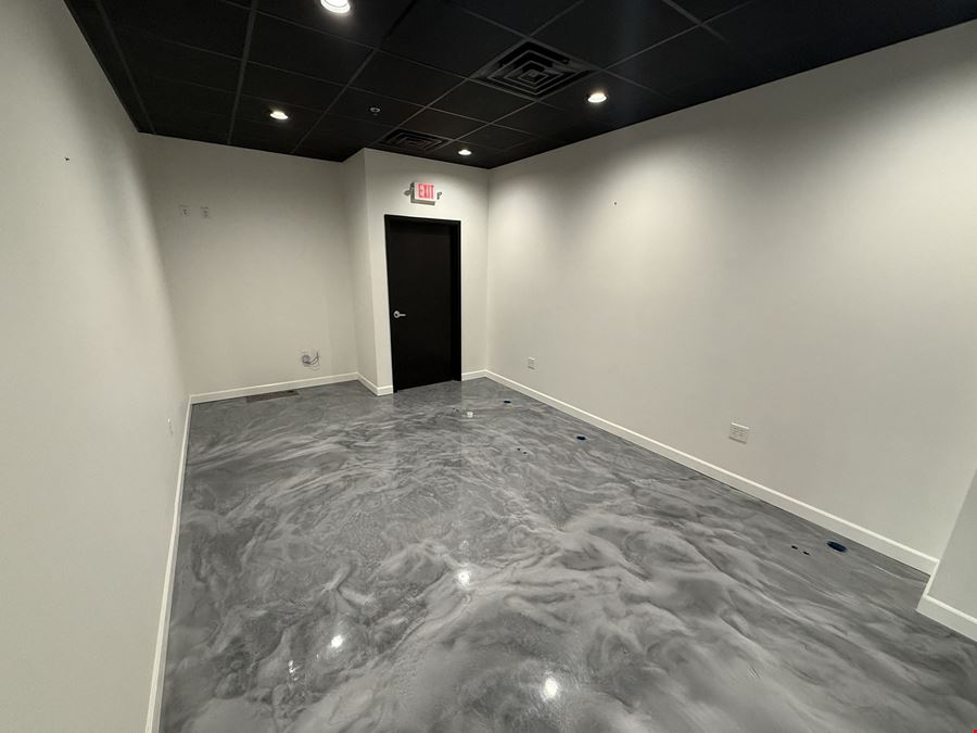 401 E Broadway Ave, Main Floor & Lower Level