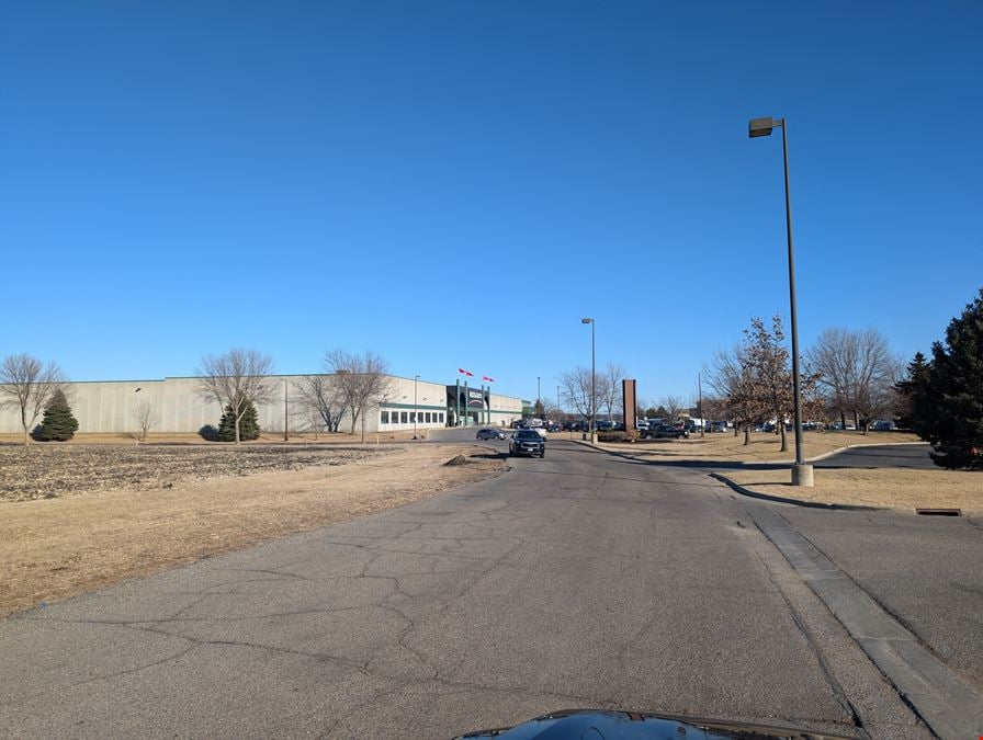 1720 Premier Dr
