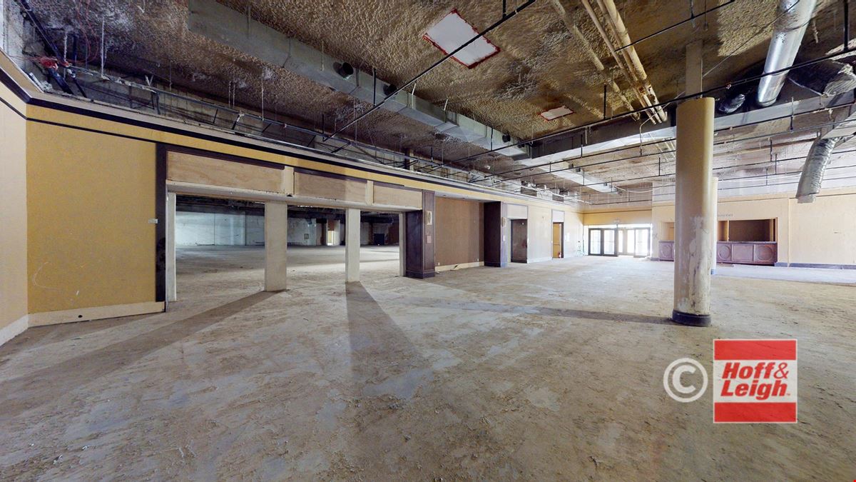 2886 South Circle Drive