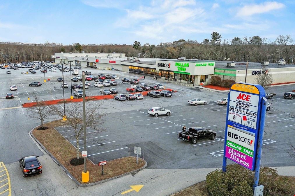 Milford, MA - Milford South Plaza