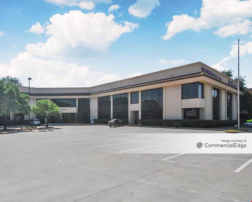 17400 Dallas Pkwy